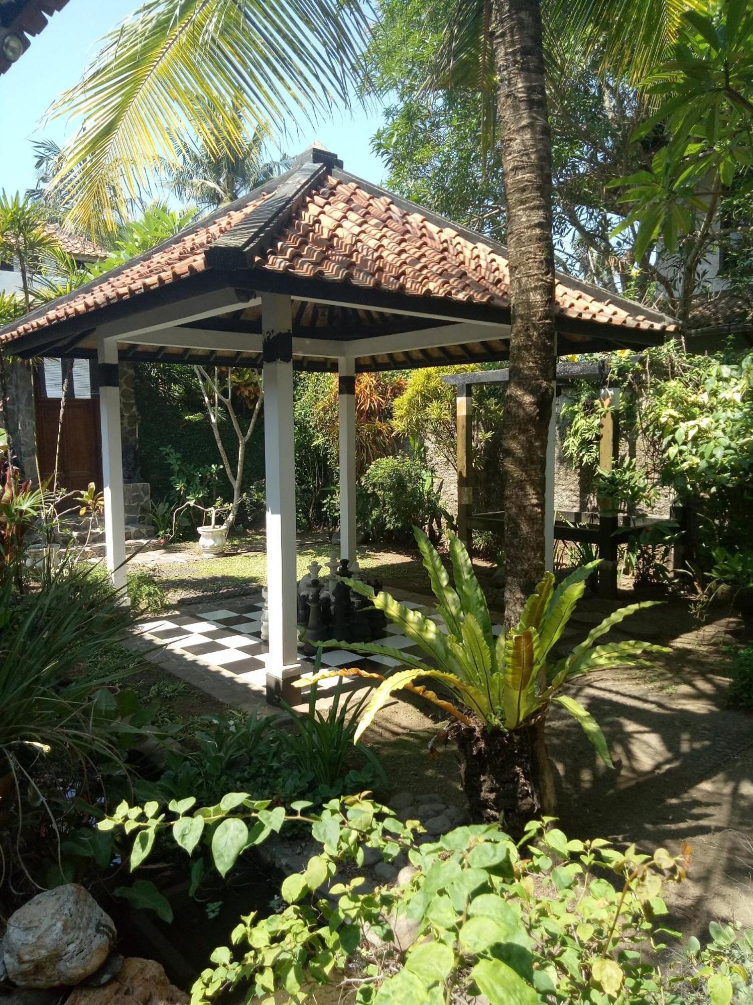 Adams Homestay Pangandaran Exterior foto